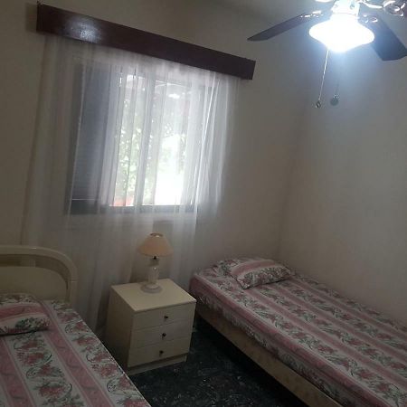 Sandy Beach Apartment 3 Вороклини Экстерьер фото